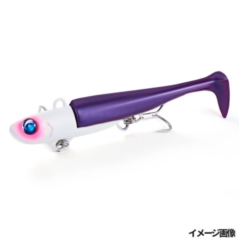 【ジャクソン/Jackson】プラグ、ブレードジグ、メタルジグでは青物に反応させる事が出来ない。そんなときの最後のピースこそワームでした。ジャクソンオリジナルのジグヘッドは、ワームのズレを軽減させる大